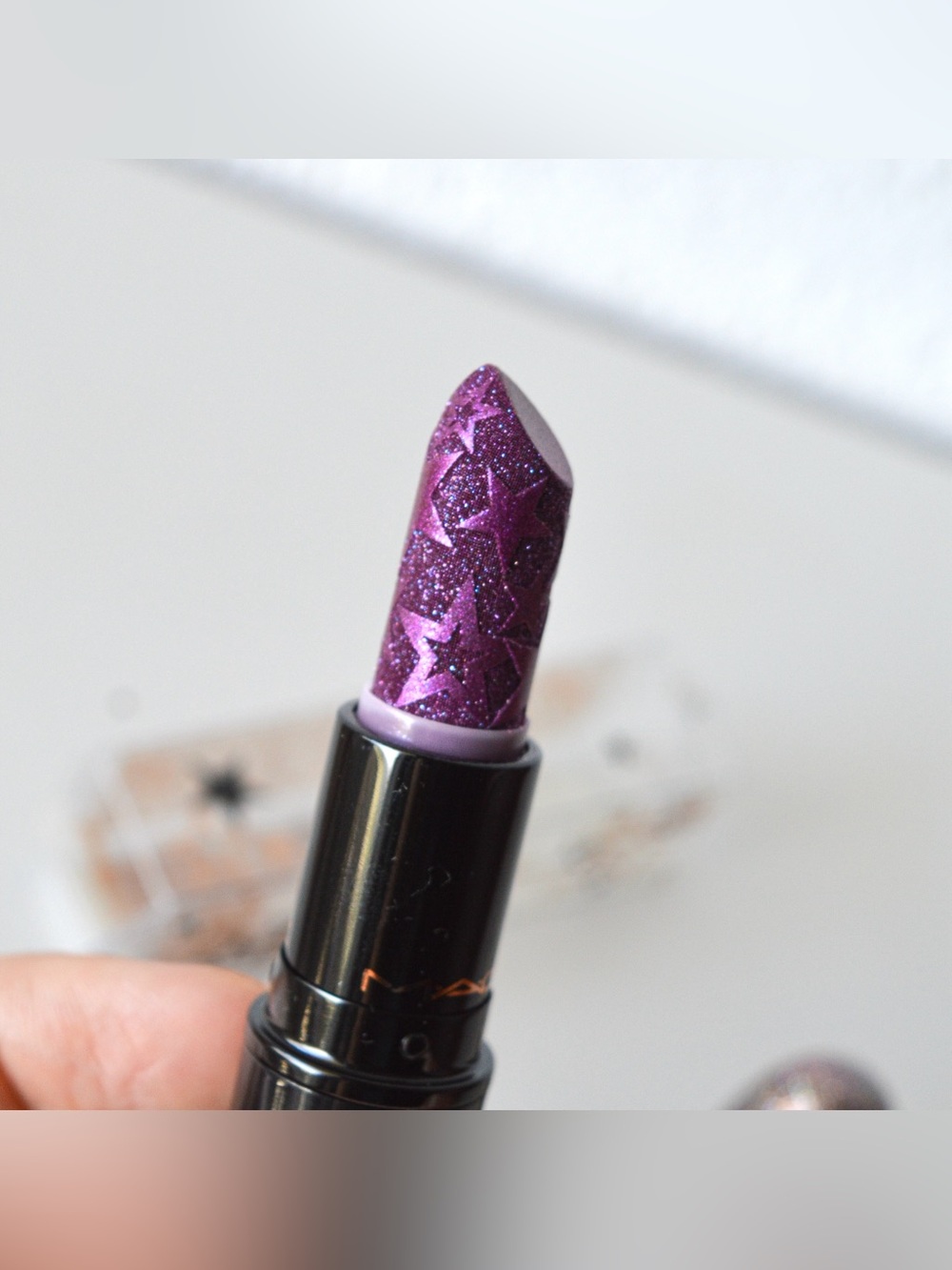 MAC Cosmetics Kiss Of Stars Lipstick *STARSTRUCK* Berry Purple Limited Edition - Picture 5 of 11